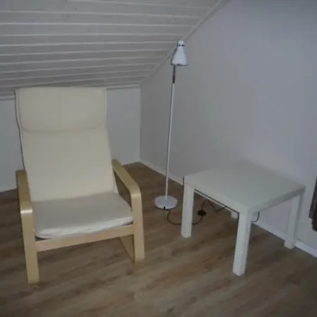 Schones Ferienhaus In Mit Terrasse Und Grill - B51766