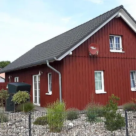 펜션 Schones Ferienhaus In Mit Terrasse Und Grill - B51766 지로우